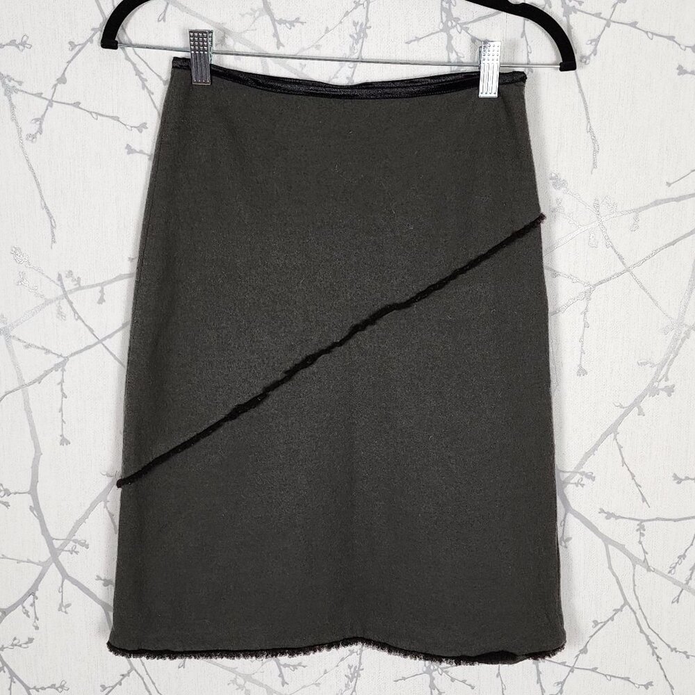 Karen Millen Gray Felted Wool Pencil Skirt w/ Sheepskin Trim